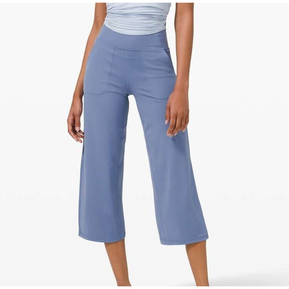 lululemon athletica Blue Cropped Pants - align - Picture 3 of 8